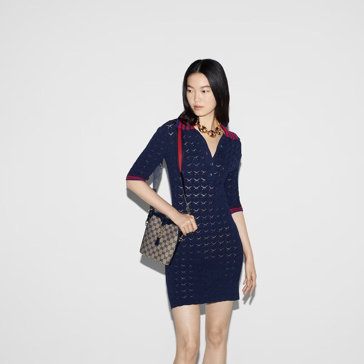 GUCCI SMALL BUCKET SHOULDER BAG