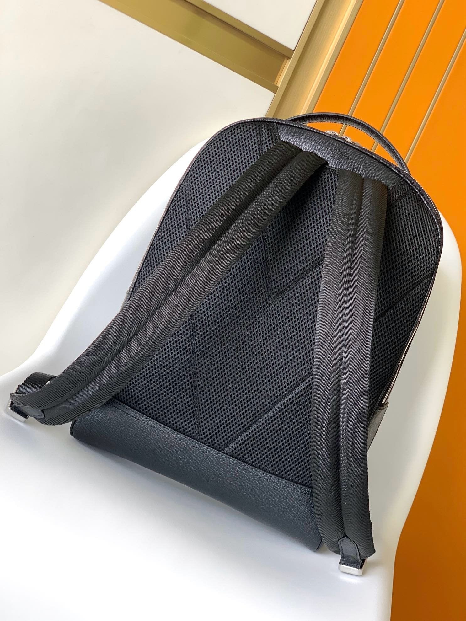 Louis Vuitton M30977 AVENUE Backpack