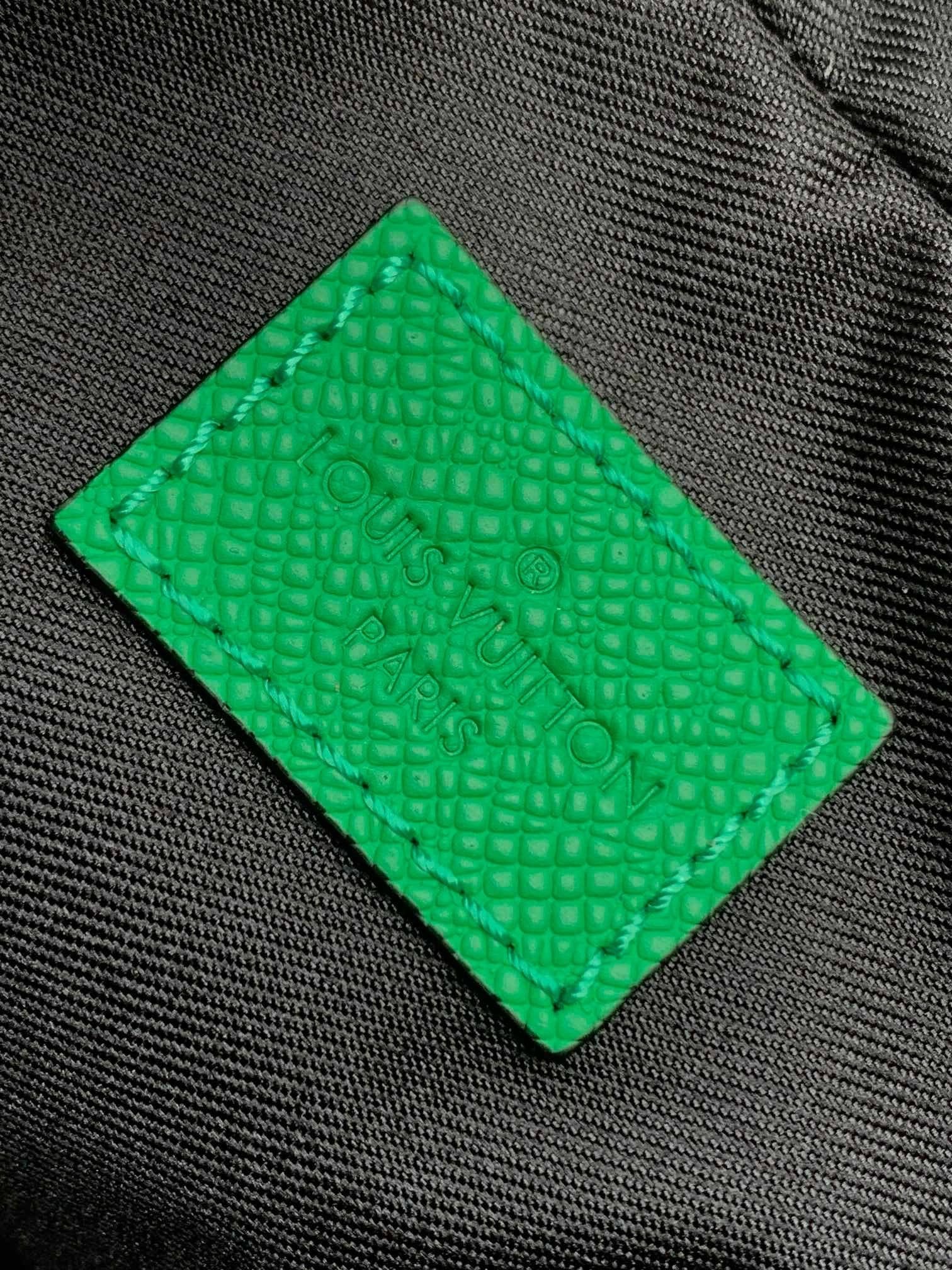 Louis Vuitton M31014 Alpha Messenger