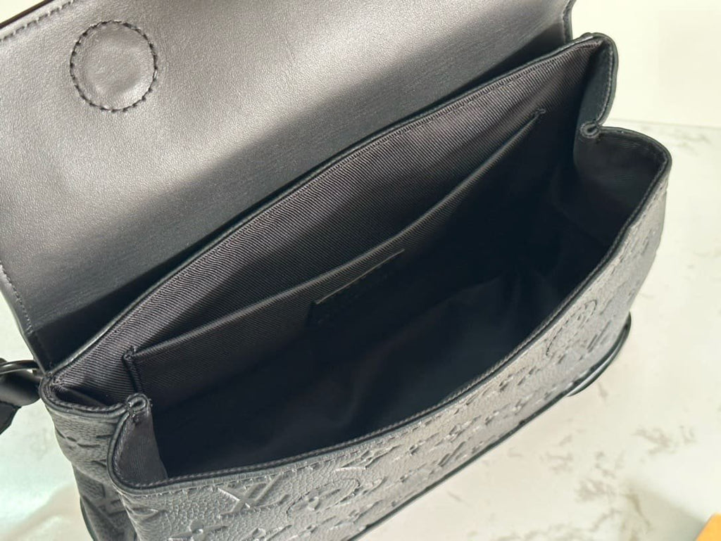 Louis Vuitton M24436 Steamer PM