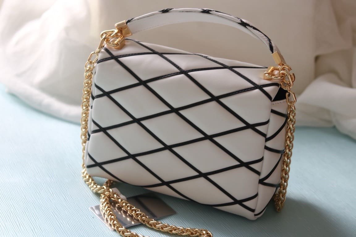 Louis Vuitton GO-14MM M22890