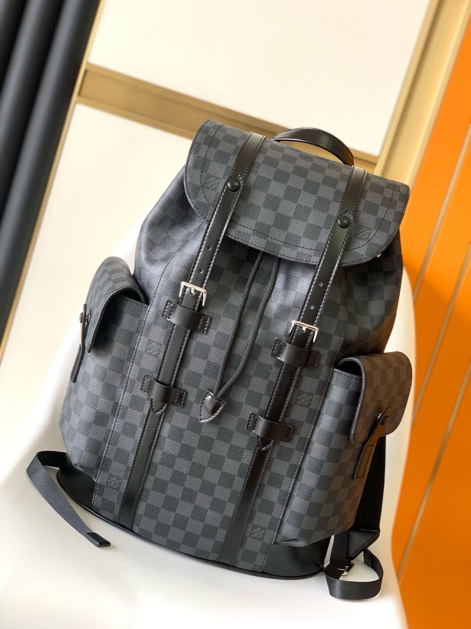 Louis Vuitton N41379 Christopher MM