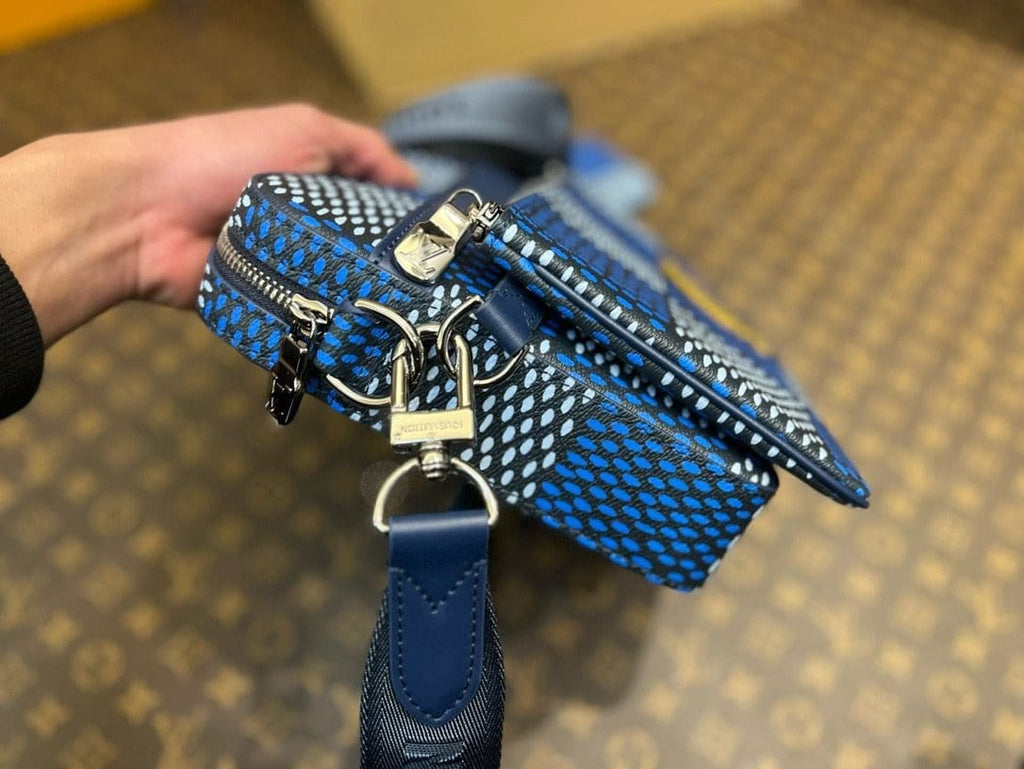 Louis Vuitton N40694 Trio Messenger