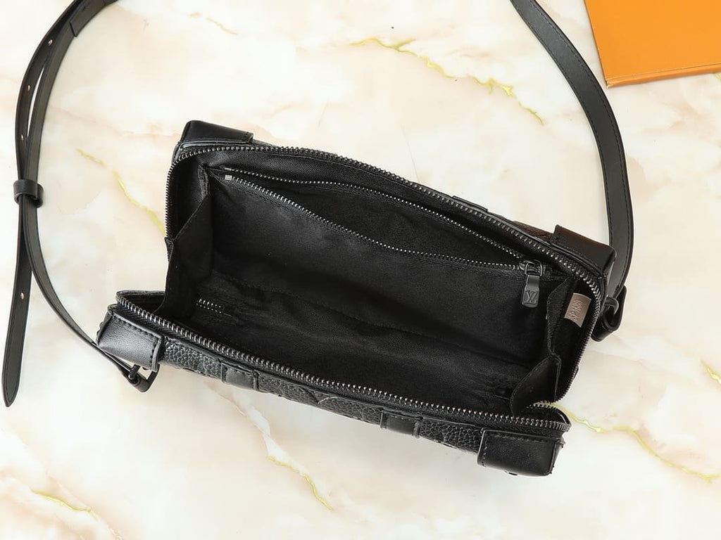 Louis Vuitton M80224 Soft Trunk Wallet