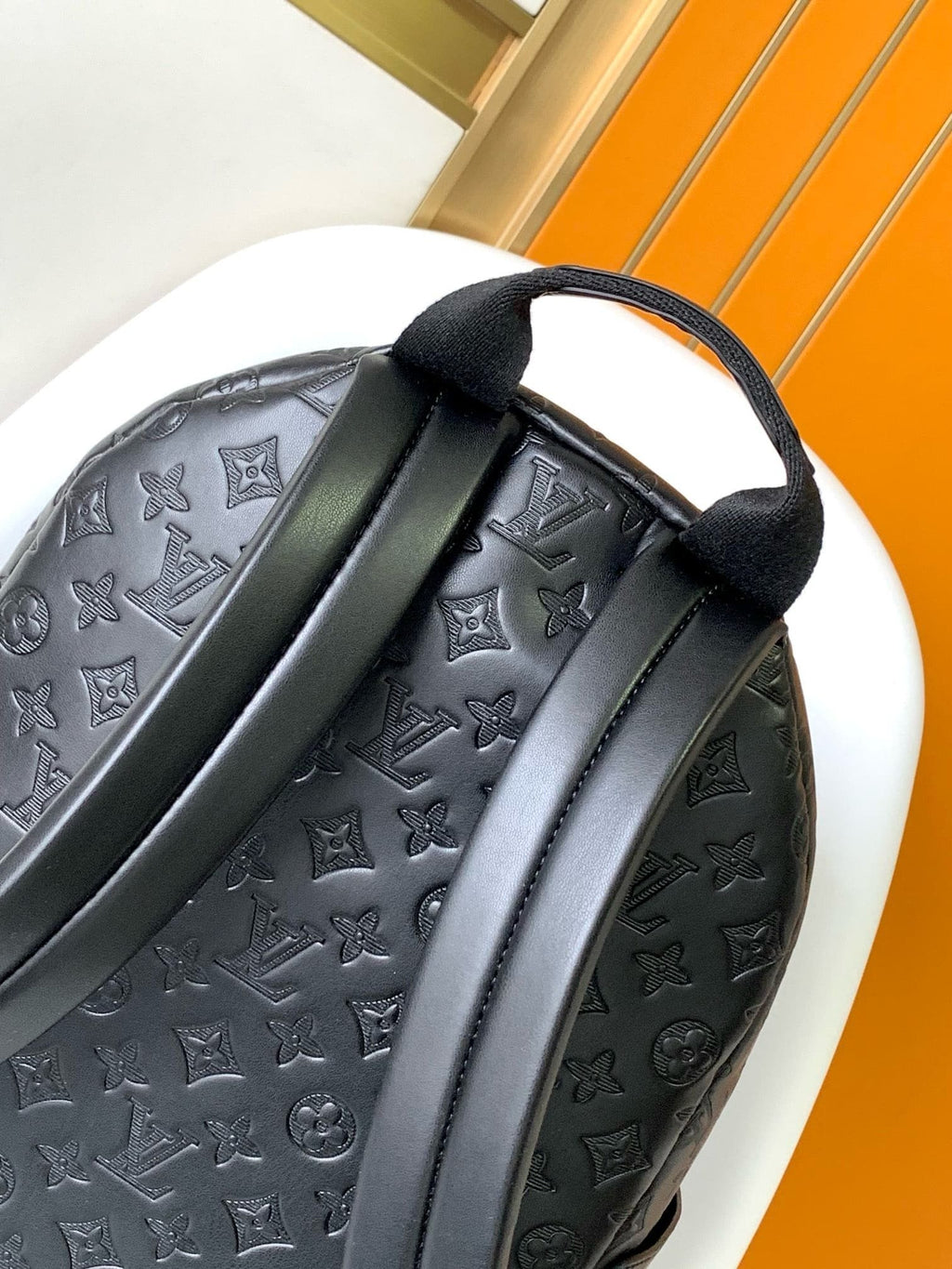 Louis Vuitton M46553 Discovery Backpack