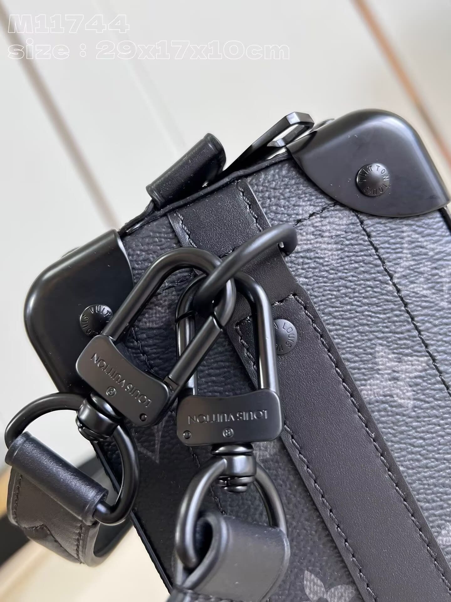 Louis Vuitton M11744 Soul Trunk East West