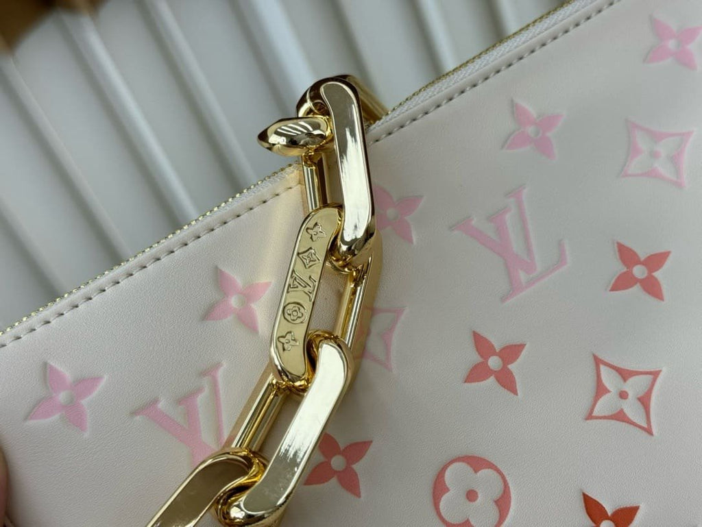 Louis Vuitton M25110 Coussin PM