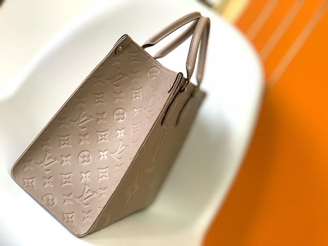 Louis Vuitton M45607 Onthego MM