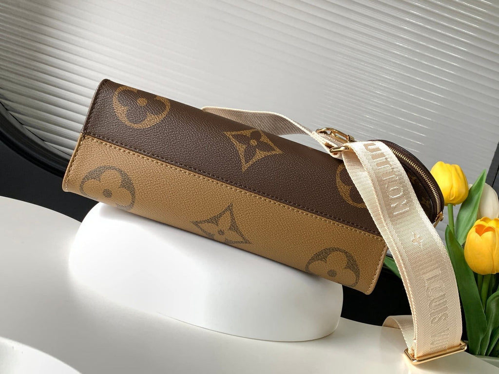 Louis Vuitton M46653 OnTheGo East West