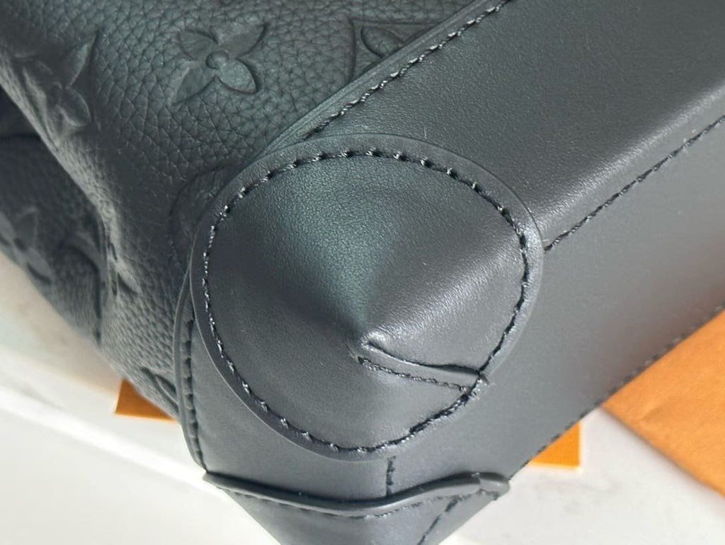 Louis Vuitton M24436 Steamer PM