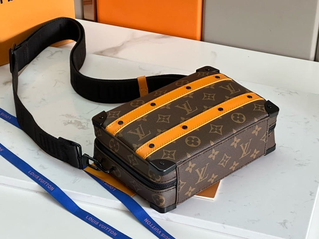 Louis Vuitton M46689 Handle Soft Trunk