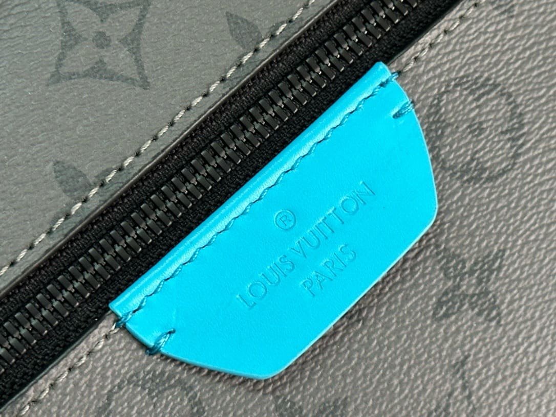Louis Vuitton M11641 Discovery Backpack PM