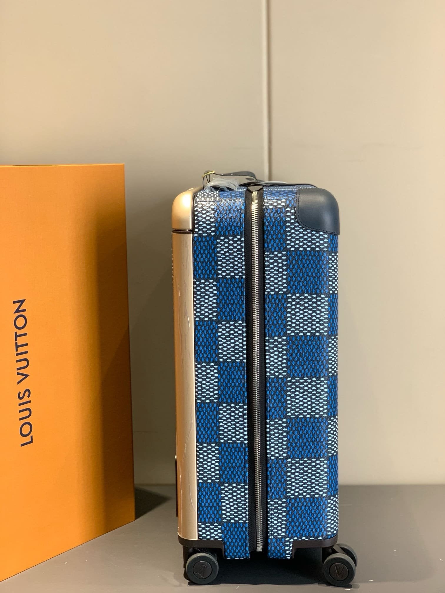 Louis Vuitton N40684 Horizon 55