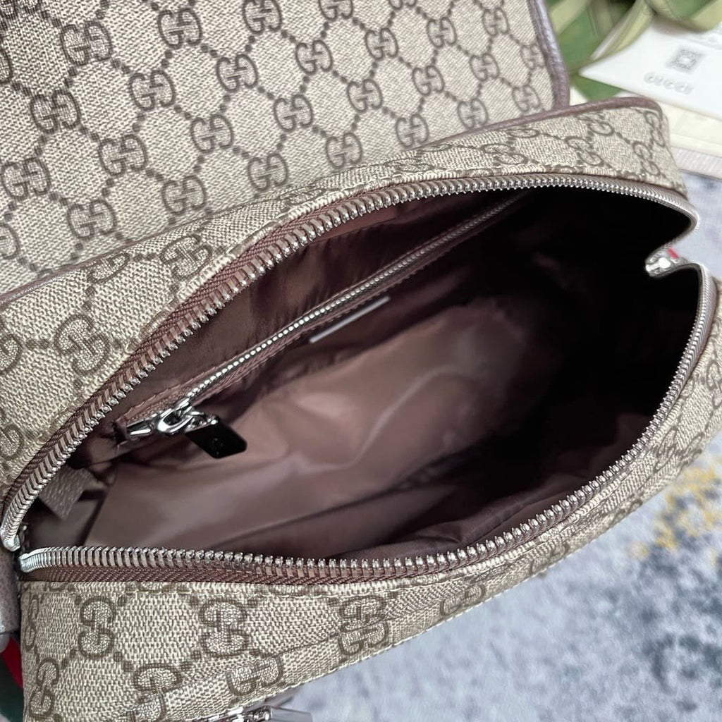 GUCCI MESSENGER BAG