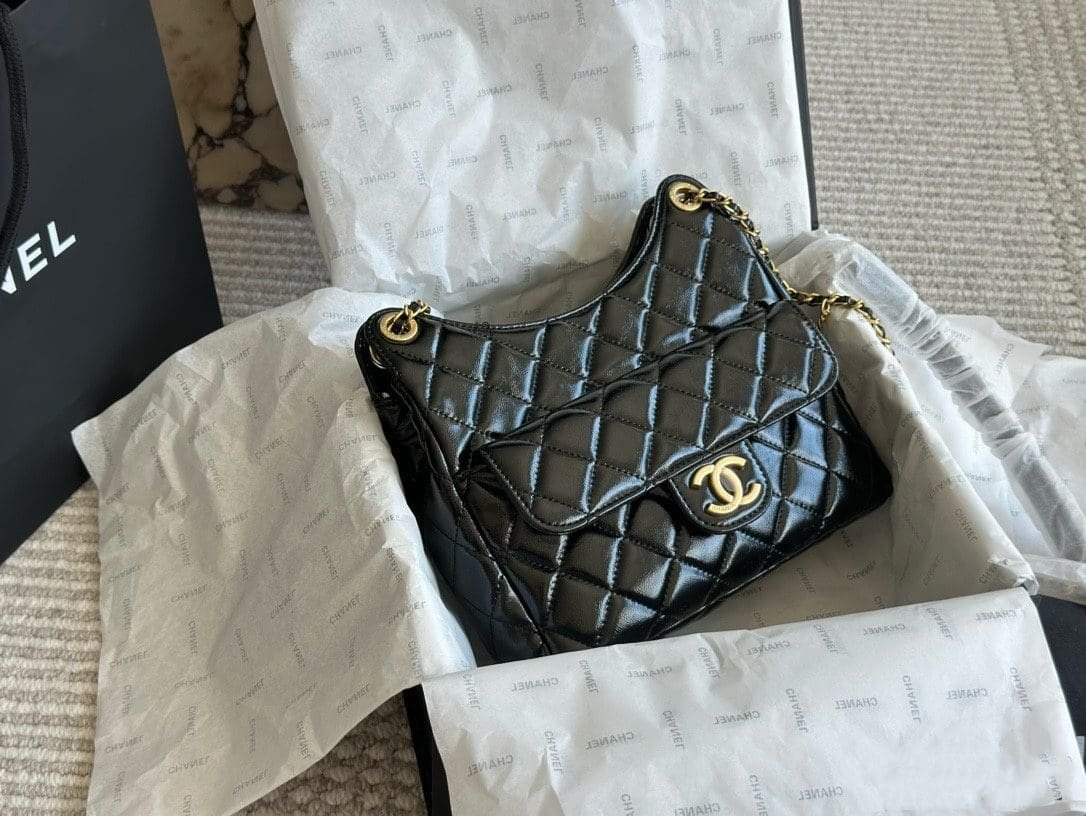 chanel new gold coin bag