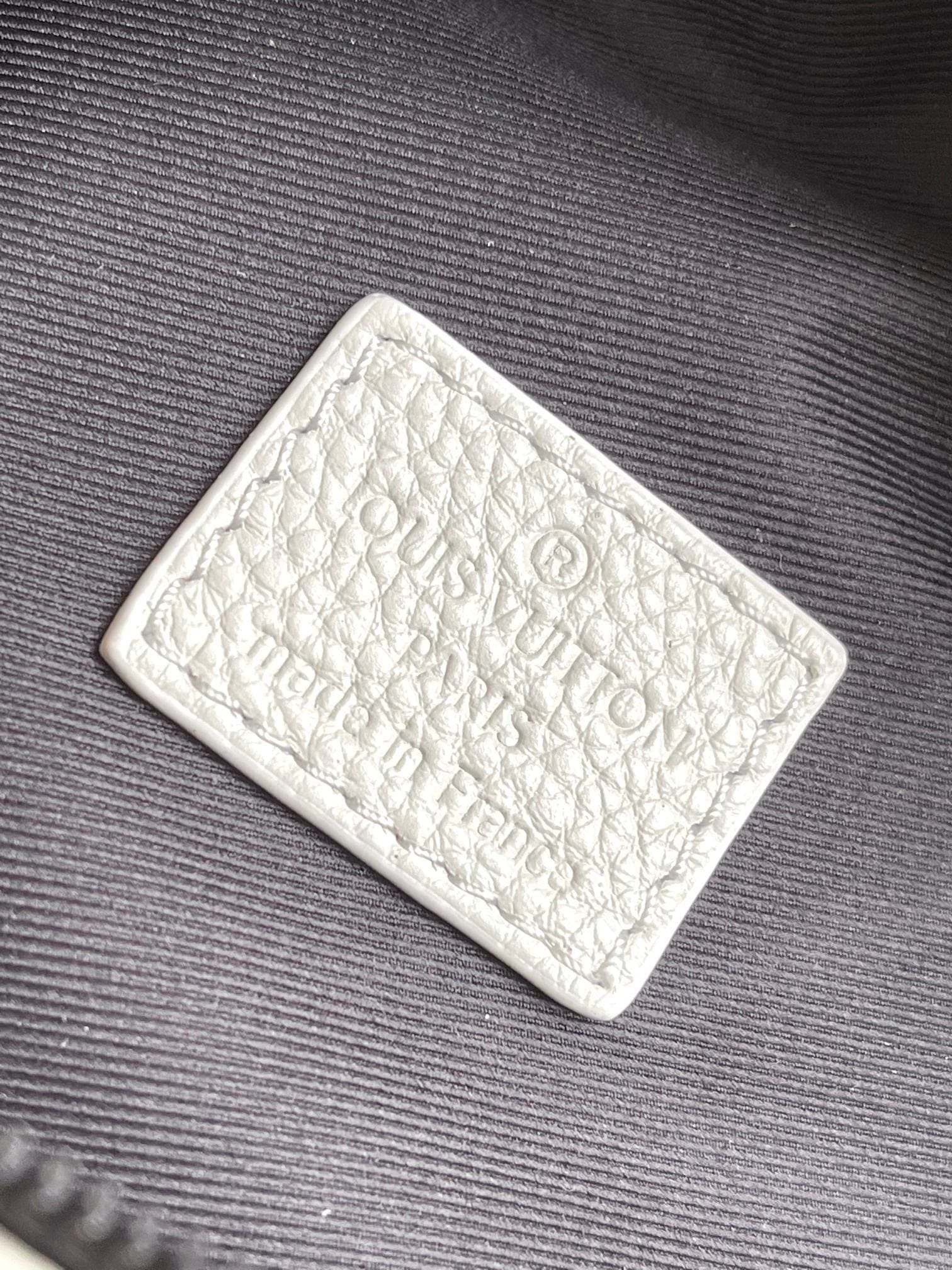 Louis Vuitton M25227 Rush Bumbag