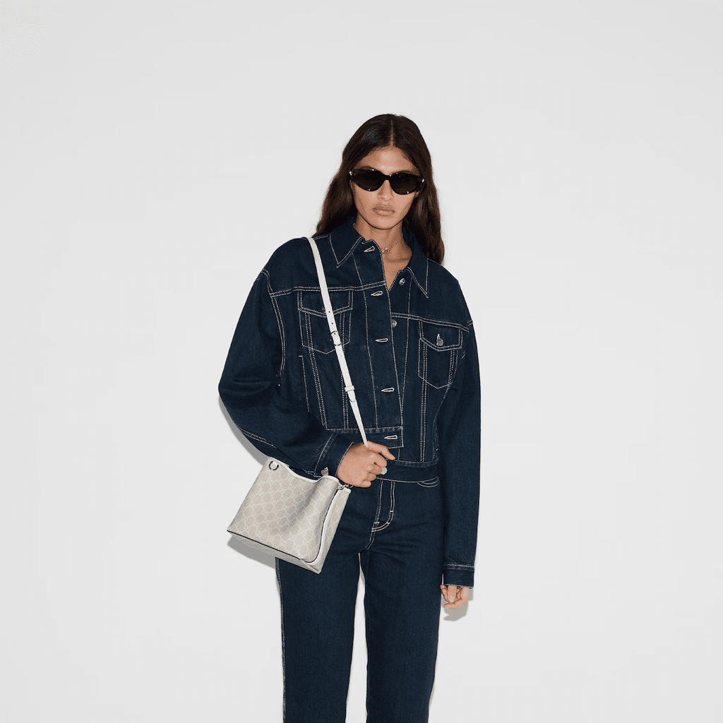 GUCCI EMBLEM SMALL BUCKET BAG