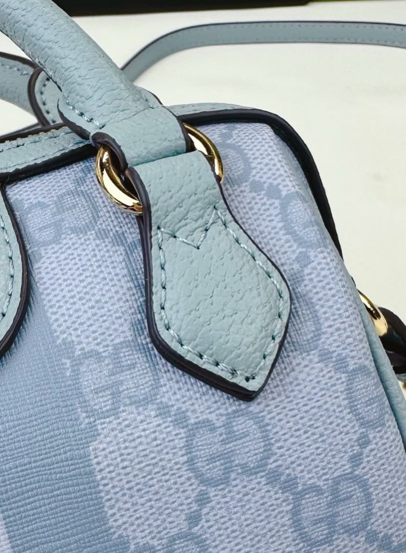 GUCCI Ophidia GG super mini bag