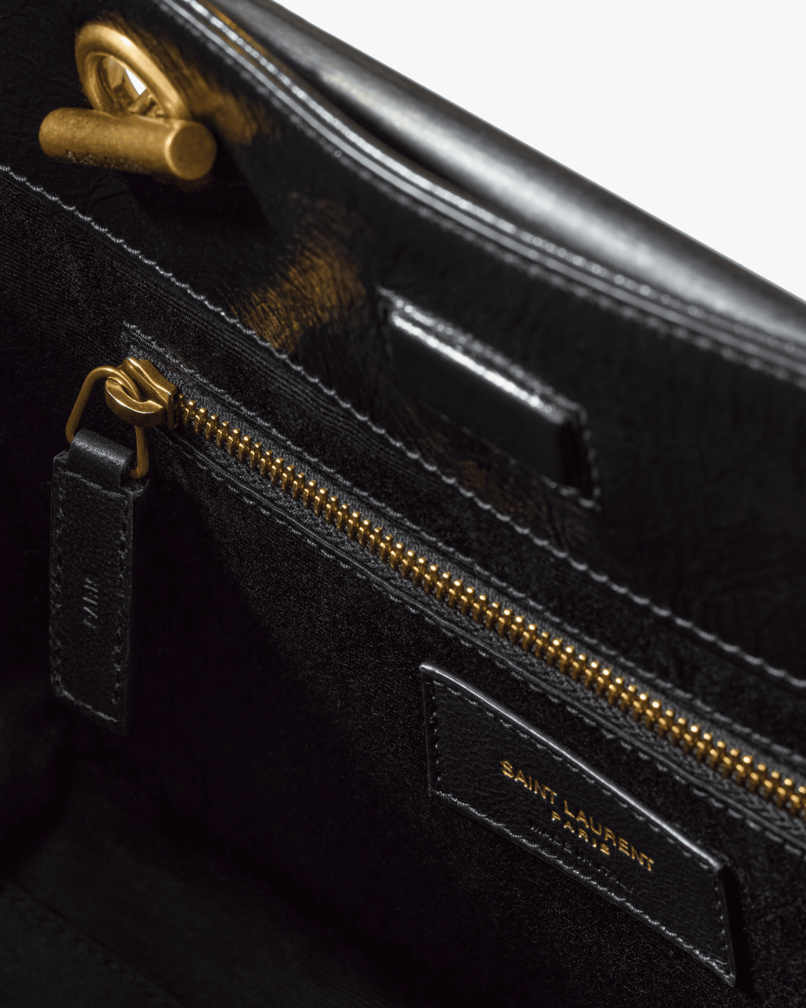 Saint Laurent NIKI small shopping in vintage leather