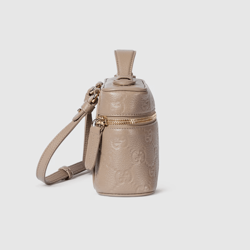 GUCCI EMBLEM SMALL BAG