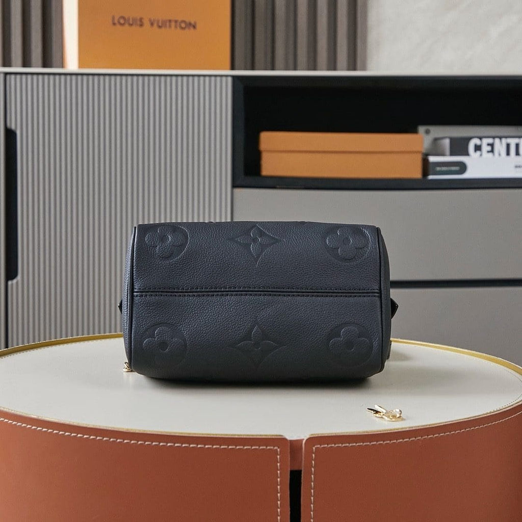 Louis Vuitton M58953 Speedy Bandoulière 20 Bag