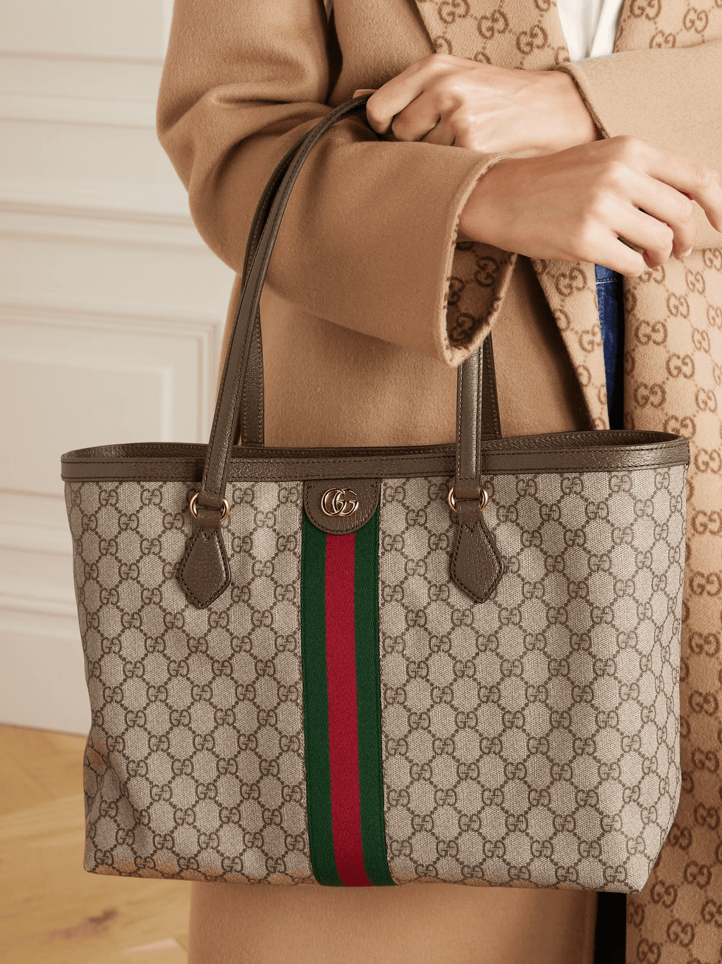 GUCCI OPHIDIA GG MEDIUM TOTE