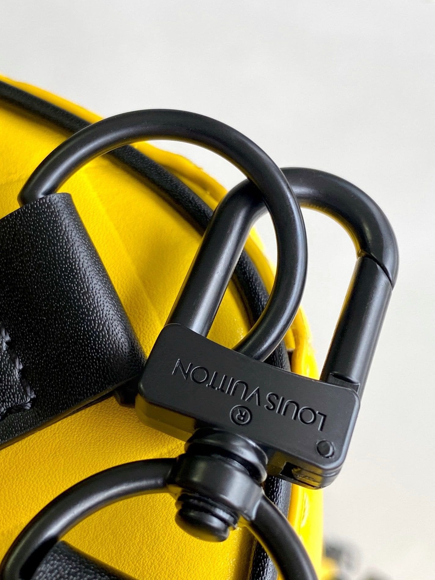 Louis Vuitton M25019 Keepall Bandoulière 50