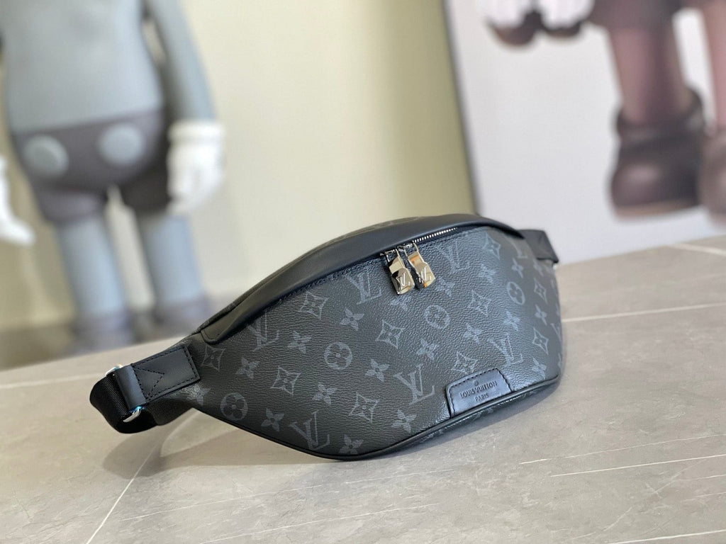 Louis Vuitton M46035 Discovery Bumbag PM
