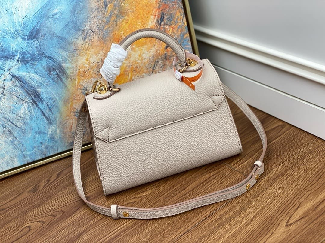 Louis Vuitton M57214 Twist One Handle PM