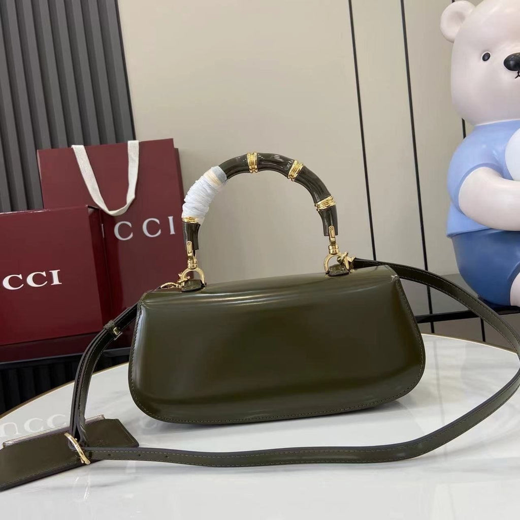 GUCCI BAMBOO DIVA MEDIUM BAG