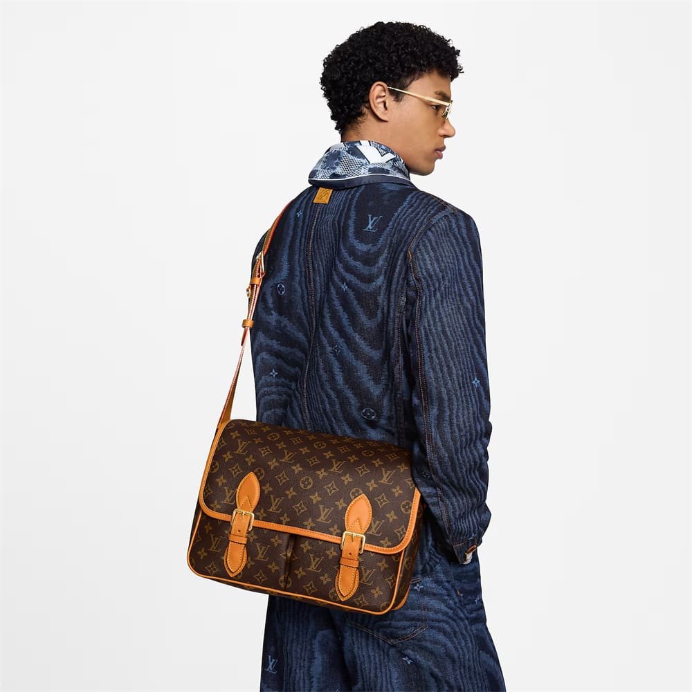 Louis Vuitton M14723 Satchel Messenger