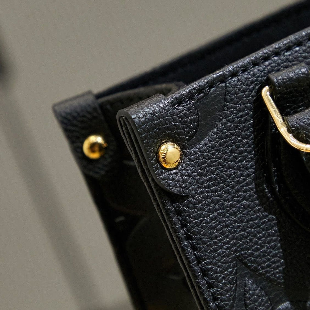 Louis Vuitton M46993 OnTheGo BB
