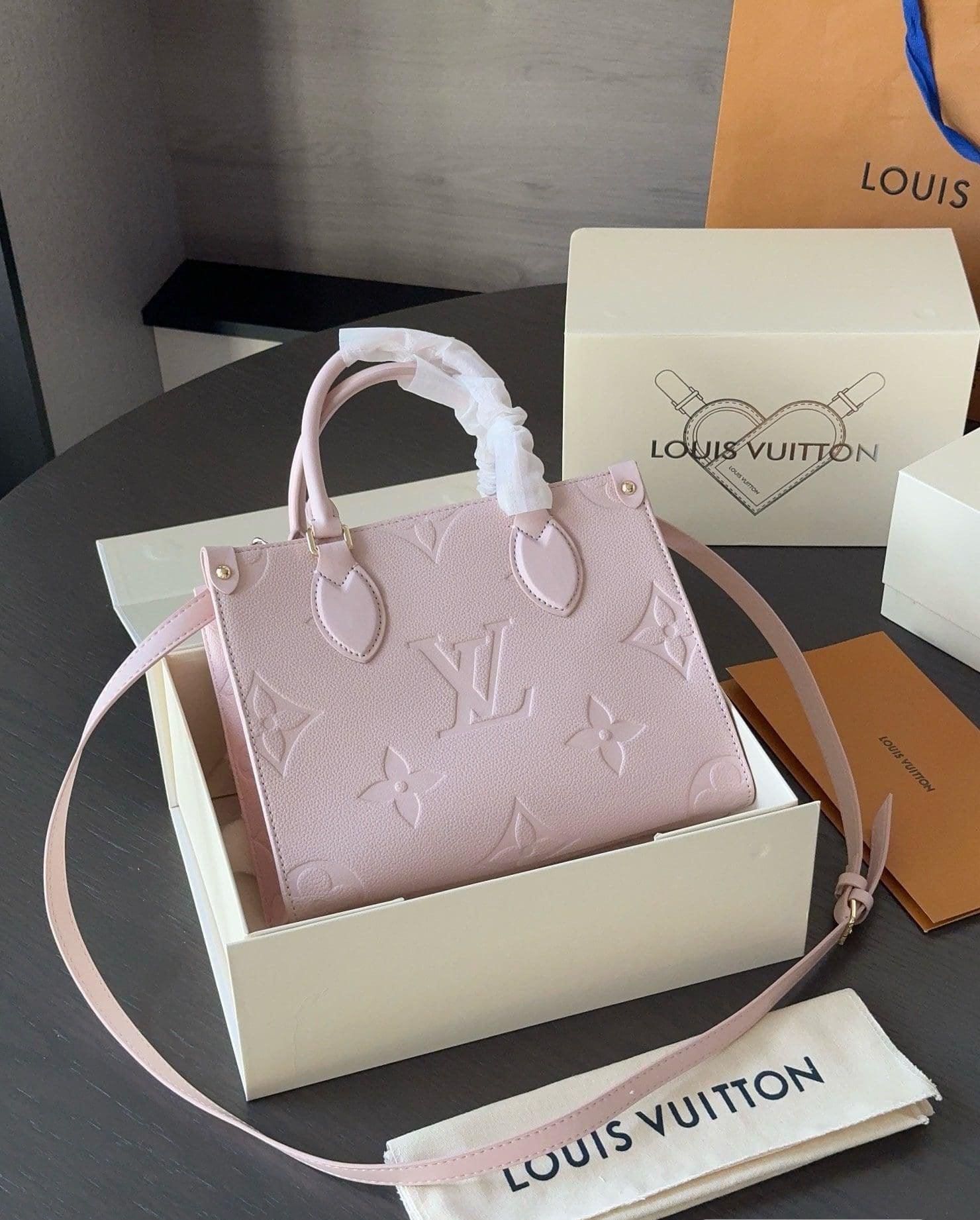 Louis Vuitton M47135 OnTheGo PM