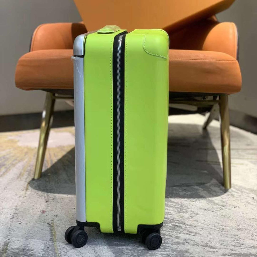 Louis Vuitton M10143 Horizon 55