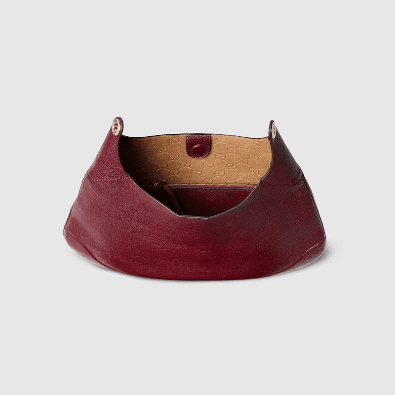 Gucci B medium shoulder bag