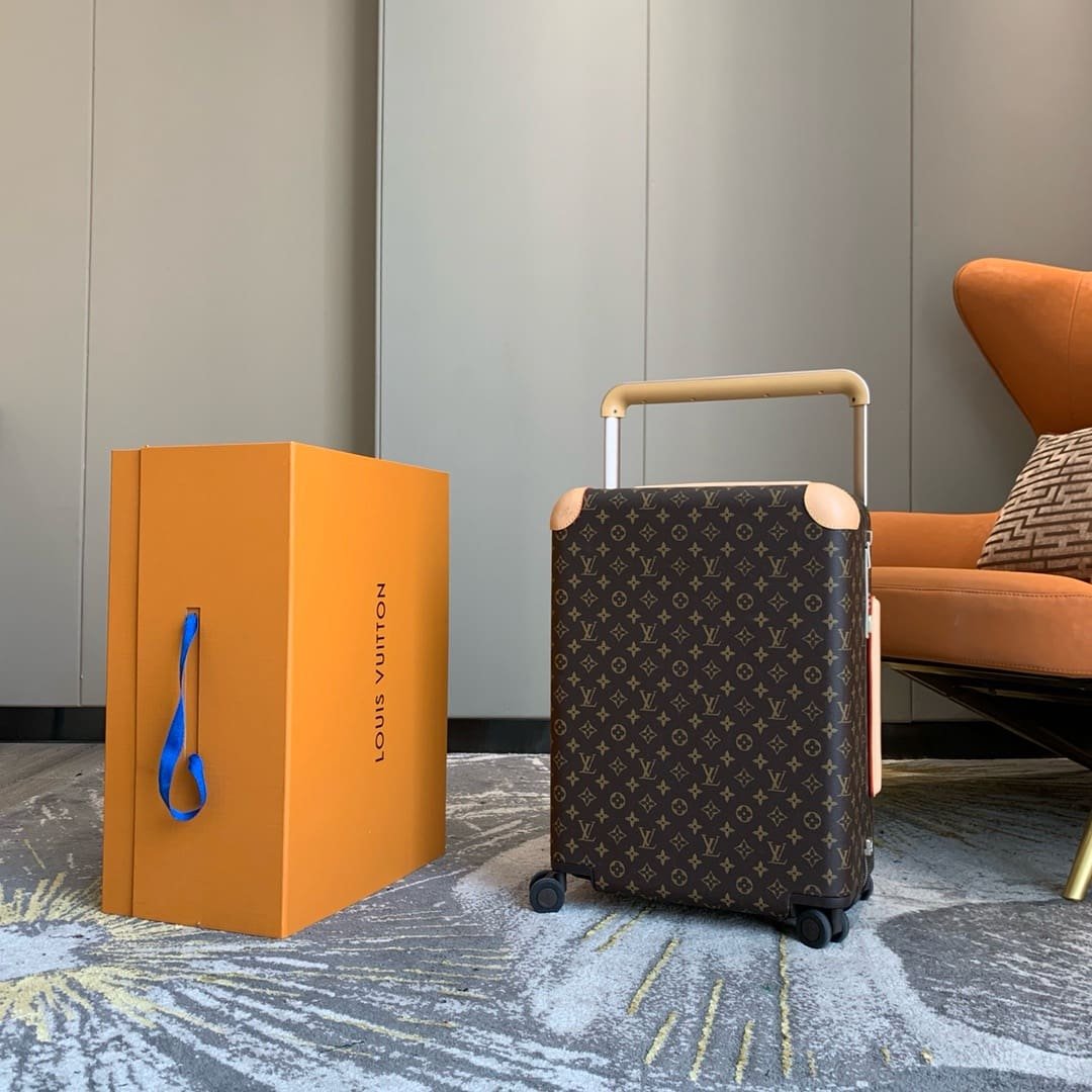 Louis Vuitton M23203 Horizon 55