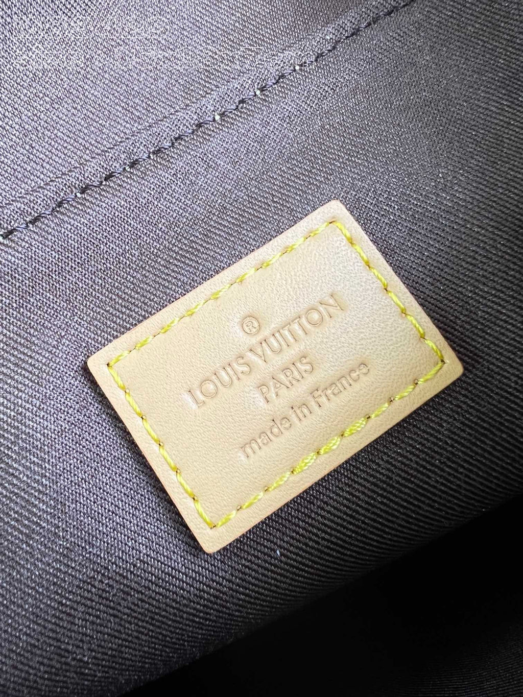 Louis Vuitton M83429 Nano Steamer