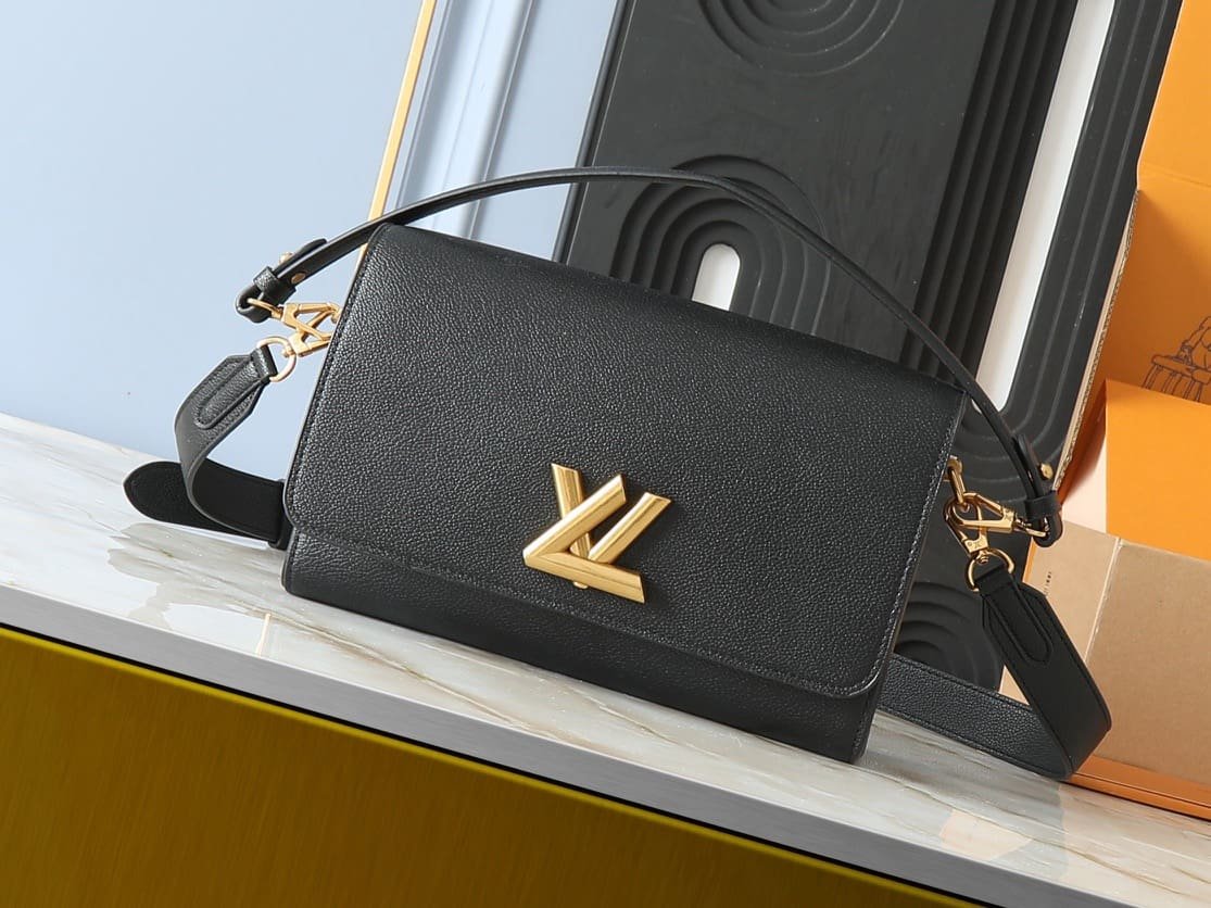 Louis Vuitton M24639 Soft Twist