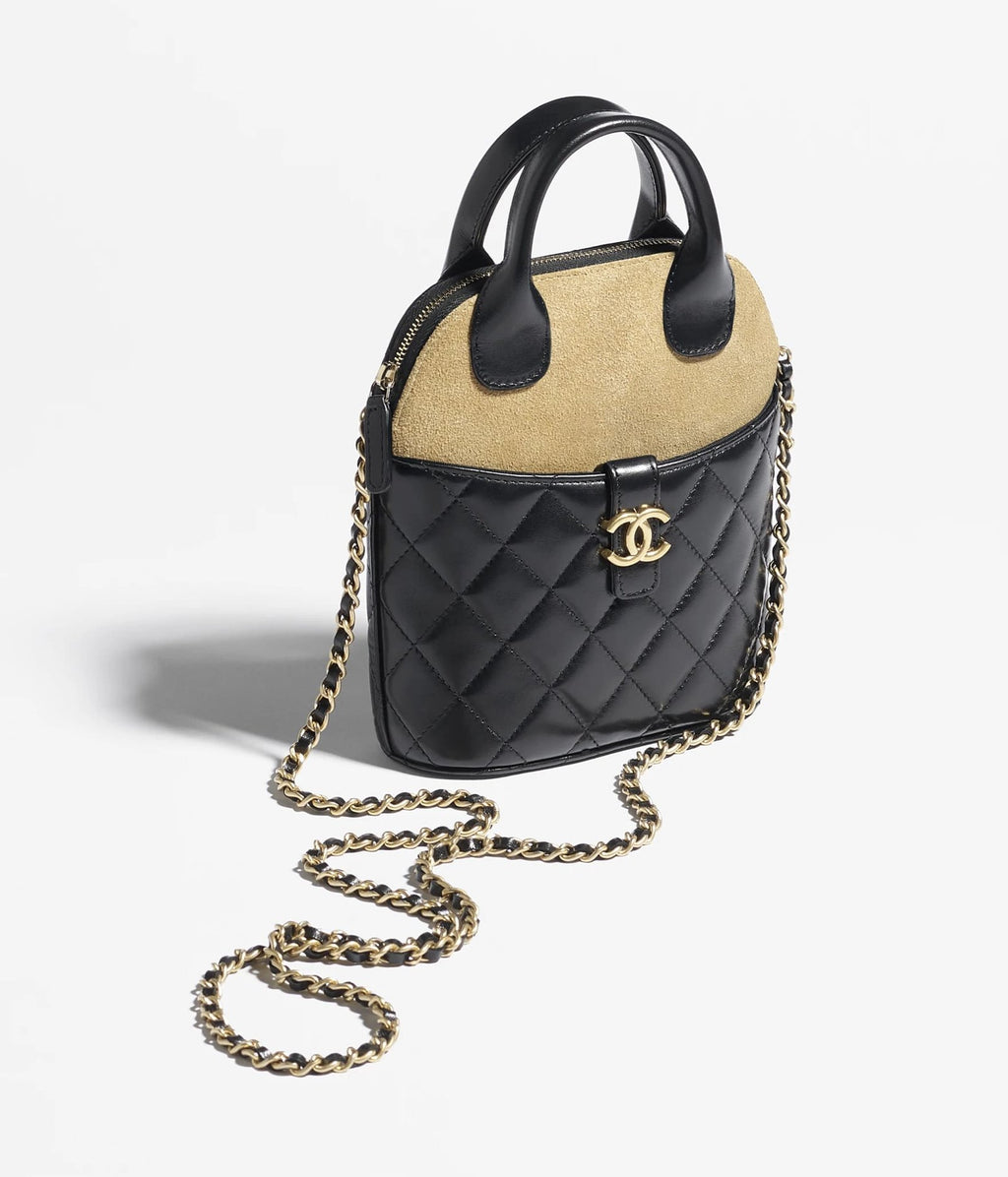 Chanel Clutch with chain