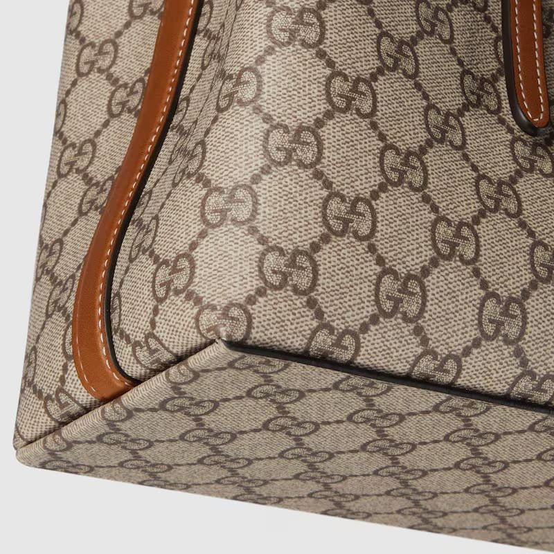 GUCCI EMBLEM LARGE TOTE BAG