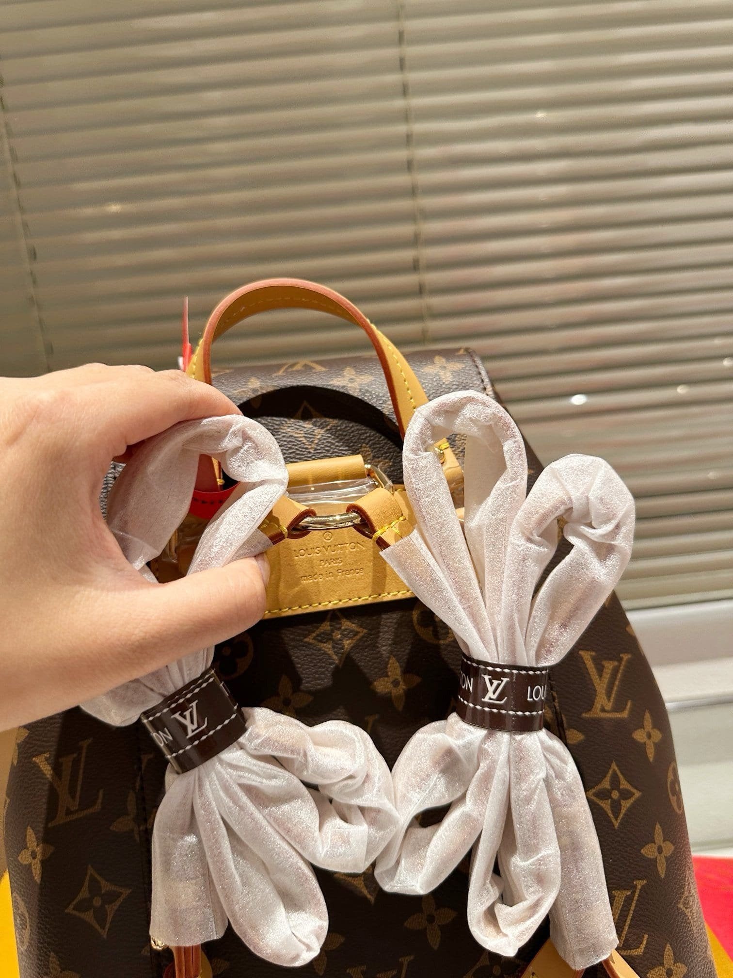 Louis Vuitton Montsouris M43431