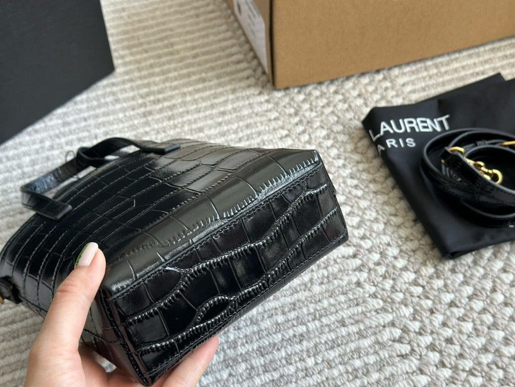 SAINT LAURENT Toy Shopping N/S leather tote bag