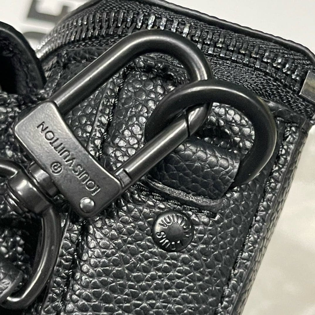 Louis Vuitton M83563 PILOT MINI BAG