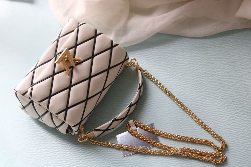 Louis Vuitton GO-14MM M22890