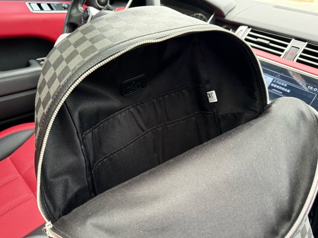 Louis Vuitton N40514 Discovery Backpack PM