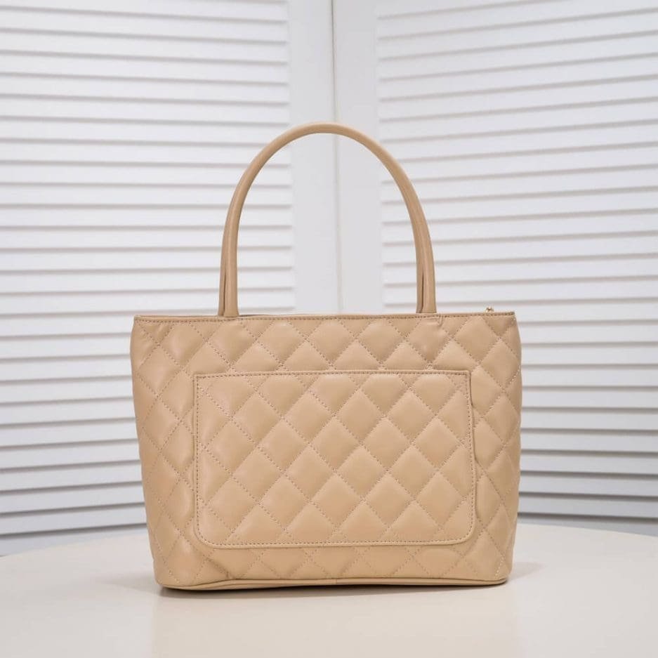 CHANEL Medallion tote bag