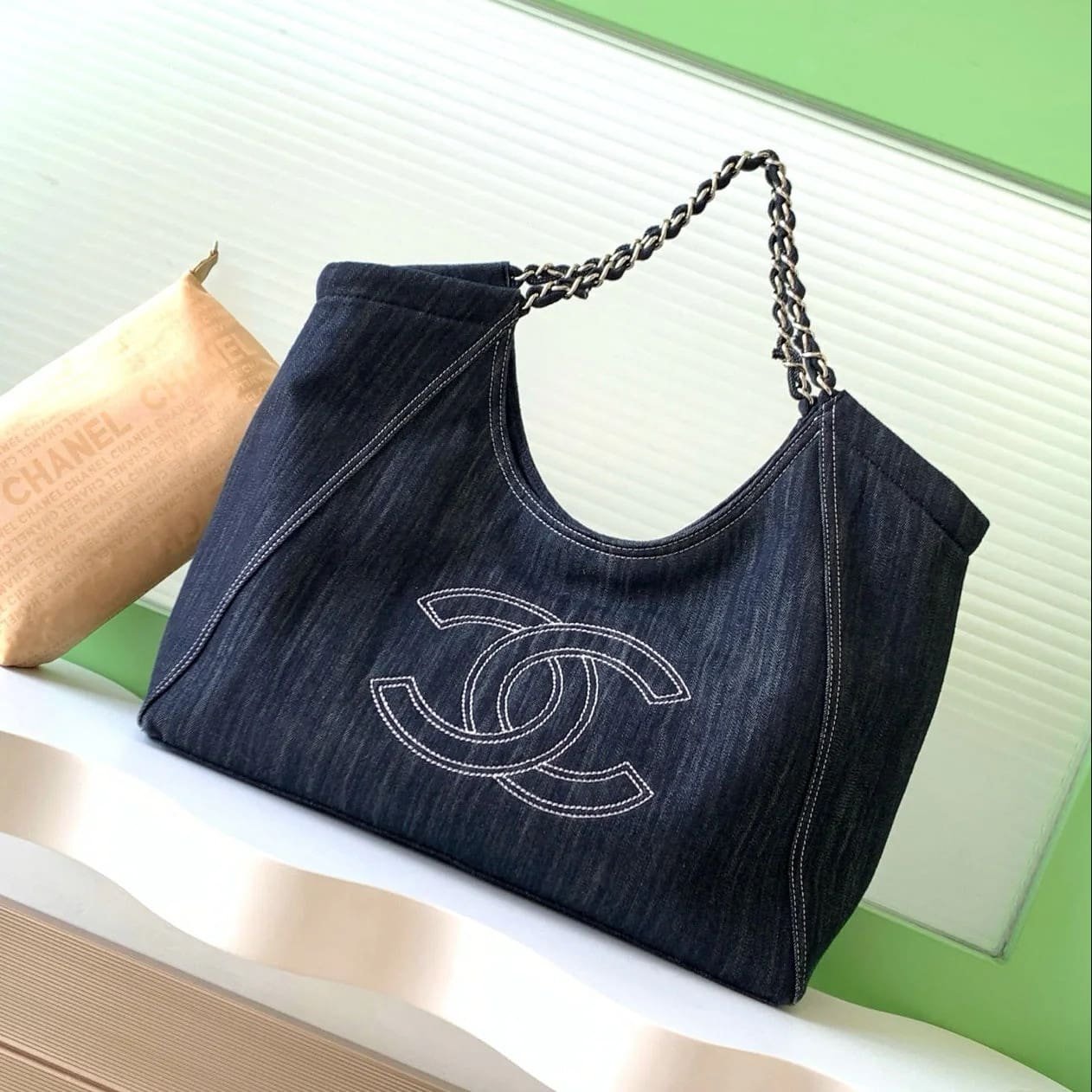 Chanel 25 Tote Bag Navy Blue 48cm Denim Leather