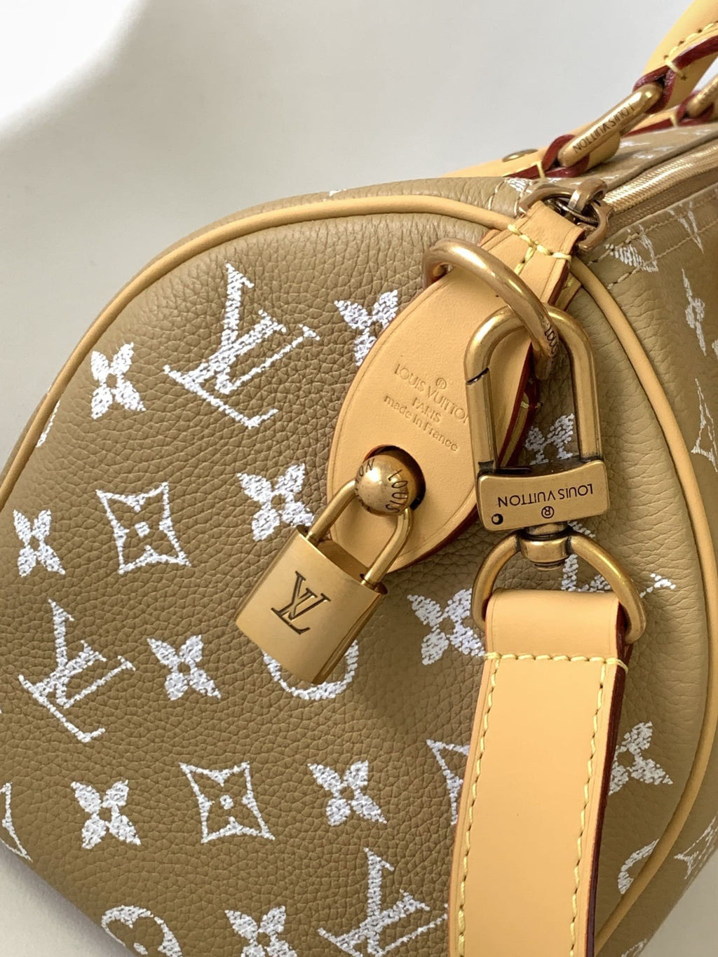 Louis Vuitton M26305 Speedy P9 Bandoulière 25