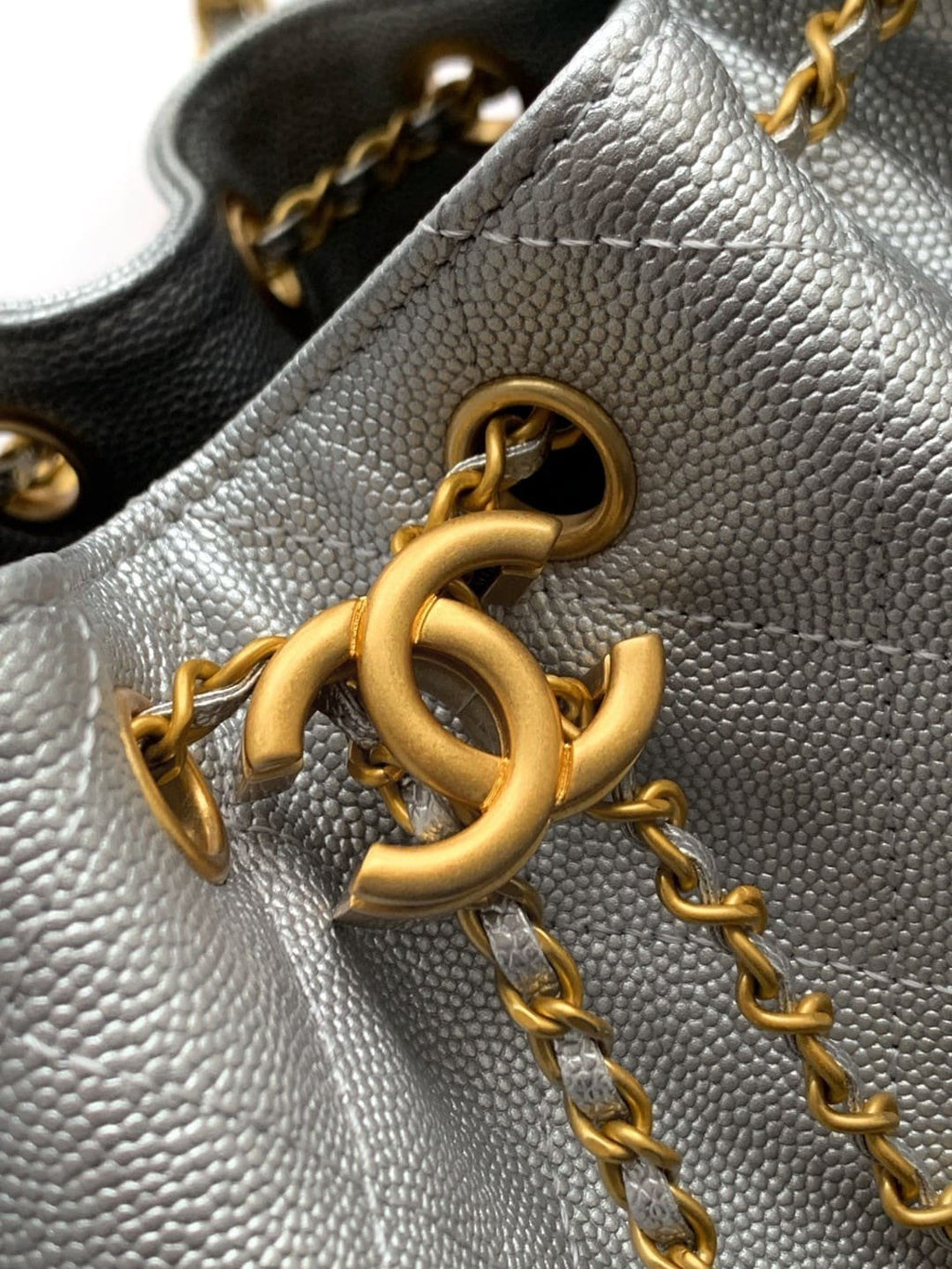 CHANEL 25 Small Handbag