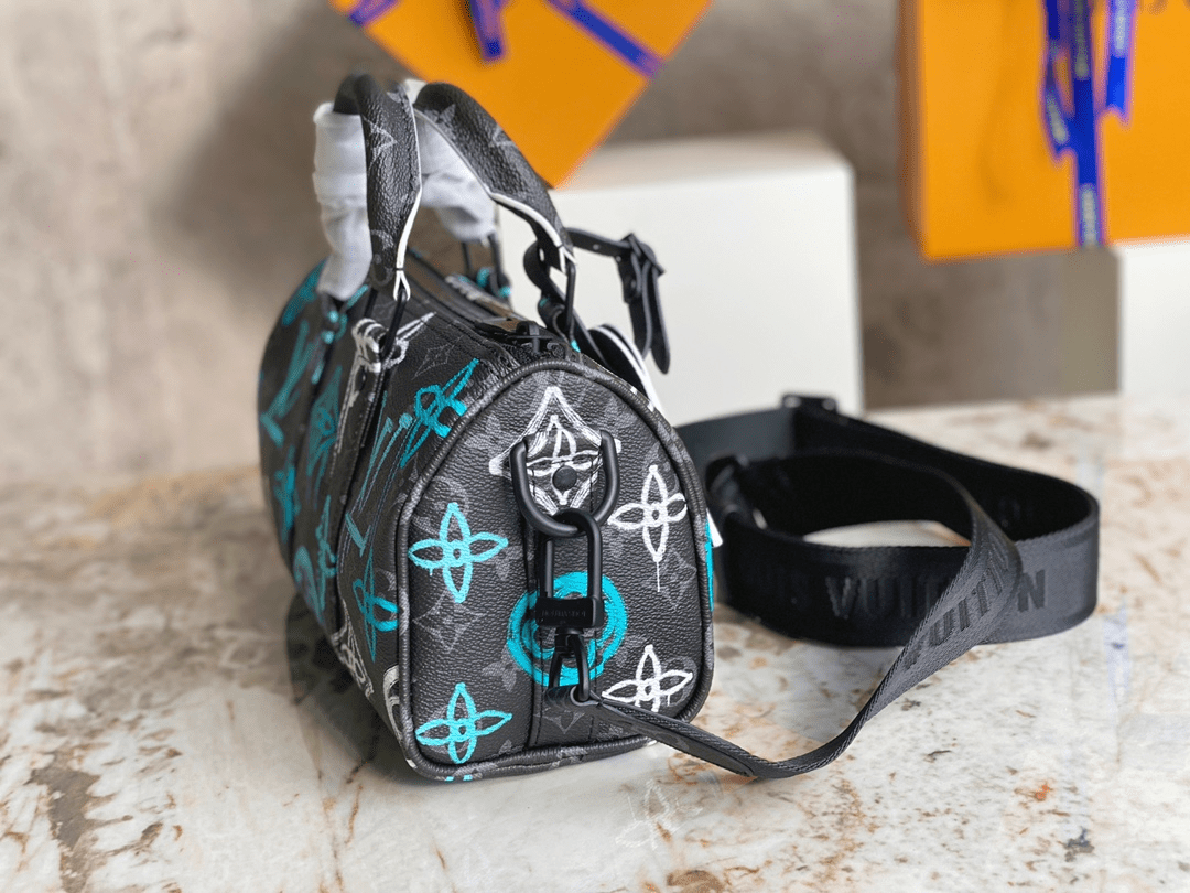 Louis Vuitton M21399 Keepall Bandoulière 25